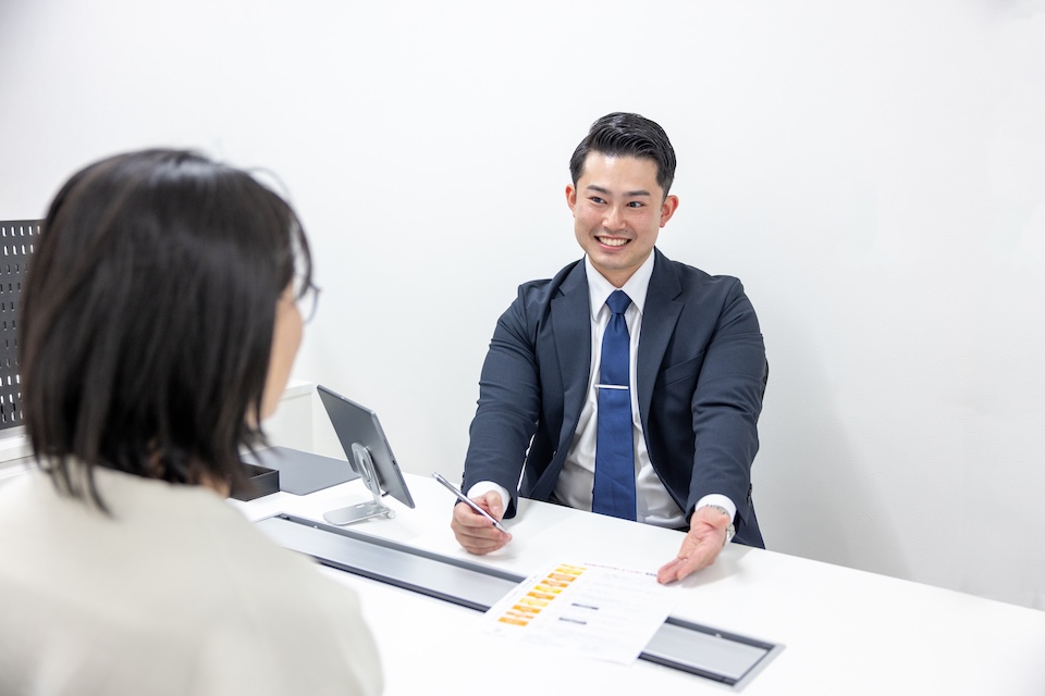 さまざまな売却方法を提案する天渡代表